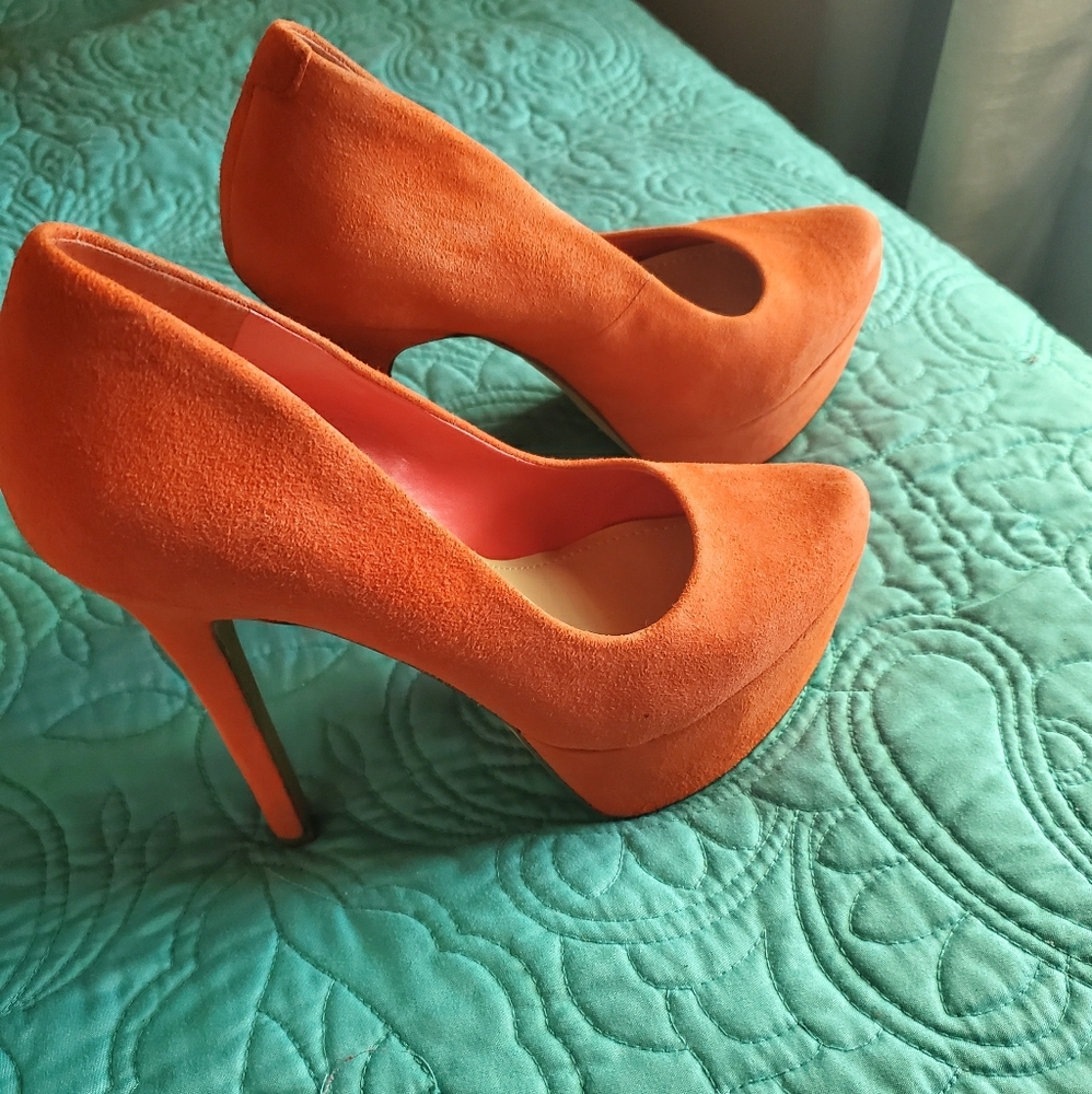 Jessica Simposon pumps